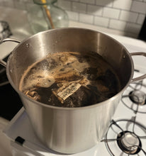 Load image into Gallery viewer, Kona Organic Run Short